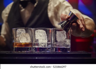 Bartender prepares Cocktails
