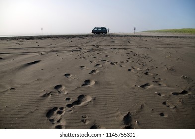 Bas Camper At The End Of Road On Long Beach Peninsula.