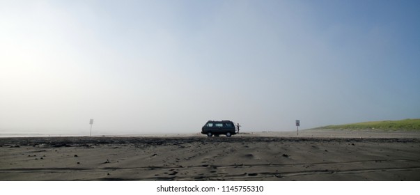 Bas Camper At The End Of Road On Long Beach Peninsula.