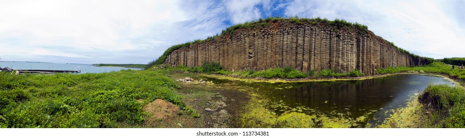 Basalt columns