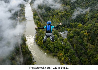 BASE jumper leaps from New River Gorge Bridge in West Virginia