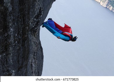 Base Jumping Kjerag, Norway