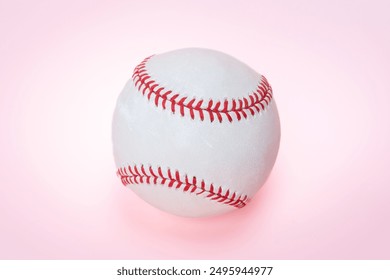 Una pelota béisbol sobre