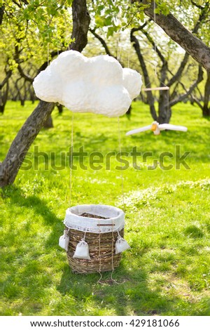 basket with cloud 