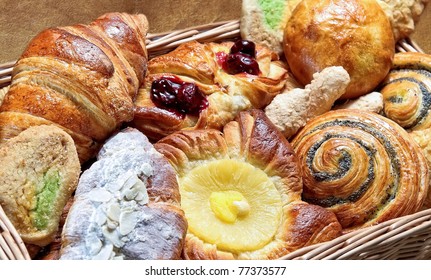 Basket Pastries Muffins Croissants Pastry Stock Photo 77373577 |  Shutterstock
