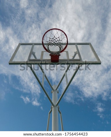 basketball in the blue sky_03