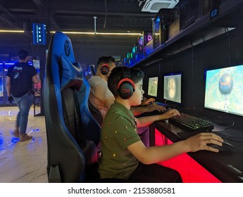 Basra, Iraq - April 26, 2022: Photo Of Boys Playing Computer Games 