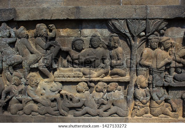 Featured image of post Elements Of Sculpture Borobudur / Kamadhatu (realm of desire), rupadhatu (realm of form), and arupadhatu (realm of formlessness).