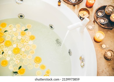 Bath With Oranges And Lemon. 