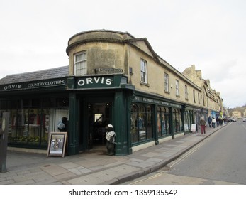 Bath, Pulteney Bridge, England,  March 2019 - Designed By Robert Adam In Palladian Style And Having Shops Across The Full Span On Both Sides.