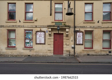 Bath, United Kingdom - June 8, 2021: Historic Public House In Walcot Street In The World Heritage City Of Bath In Somerset, United Kingdom