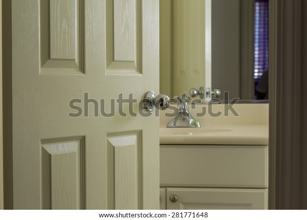 Bathroom Door Open Stock Photo 281771648 | Shutterstock