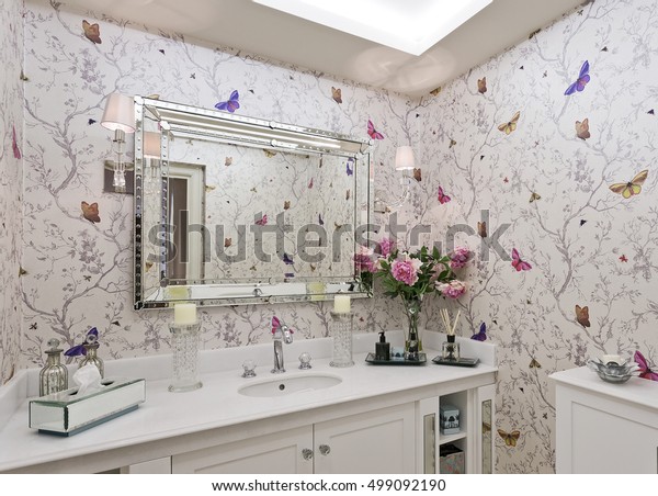 bathroom with ornate wallpaper