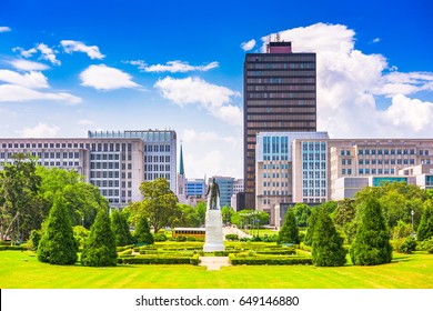 Baton Rouge, Louisiana, USA skyline from Louisiana State Capitol.