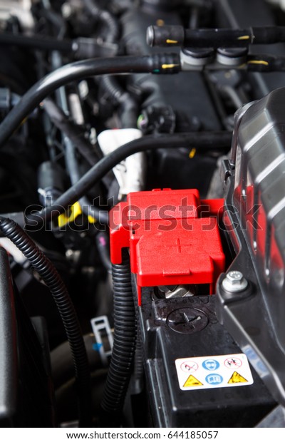 Battery in engine block of new\
car