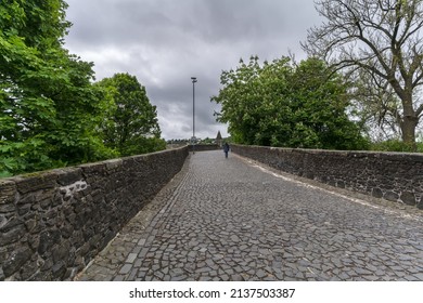 The Battle Of Stirling Bridge Is Old And Small Bridge Crossing  River Forth In Stirling , Scotland