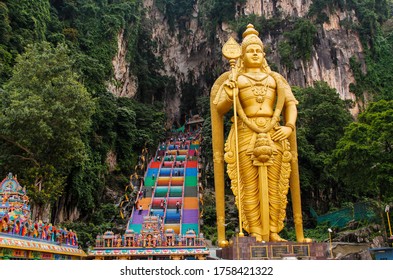 Batu Caves Statue Entrance Near Kuala Stock Photo (Edit Now) 407755429