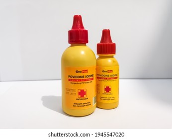 Povidone Iodine 图片 库存照片和矢量图 Shutterstock