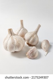 [ Bawang Putih ] Garlic On A Clean And Bright White Background