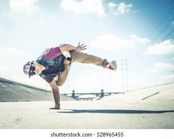 Streetdance Stock Photos, Images & Photography | Shutterstock