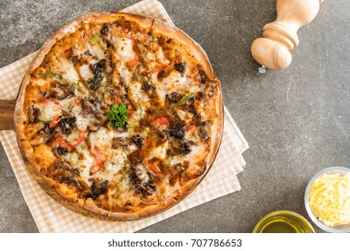 Bbq Pork Pizza - Italian Food Style