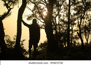 Be Alone 