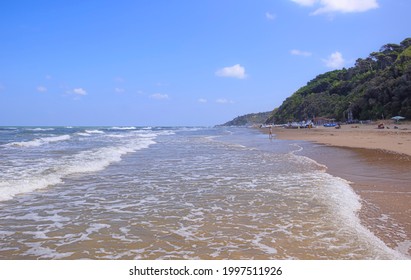 The Beach Of Cento Scalini (One Hundred Steps), Between Rodi Garganico And Peschici, Is A Strip Of Sand Watched By A High Rock Where It Is Possible To Dive In The Fascinating Landscapes Of Gargano.