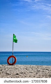 Beach Green Flag Good Weather Wind