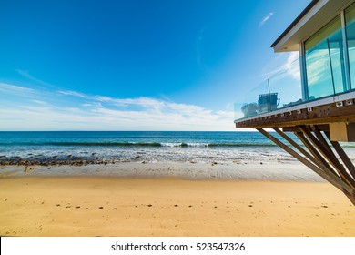 Beach House In Los Angeles, California