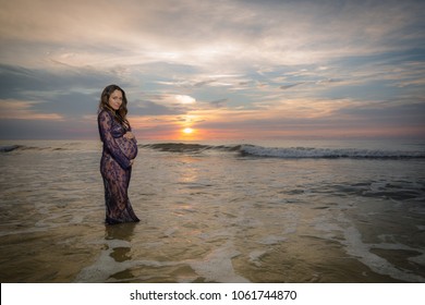 Beach Maternity Photoshoot