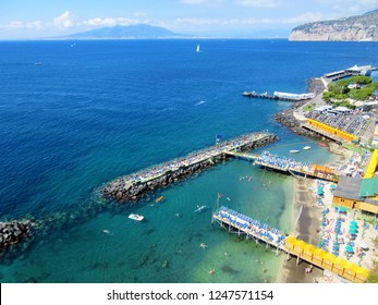 Summer Cabin Temaju Kepek Stockfotok Es Vektorkepek Shutterstock