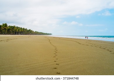 Beach Of Portete Near Mompiche, Ecuador