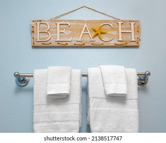 2,546 Bathroom signboard Images, Stock Photos & Vectors | Shutterstock