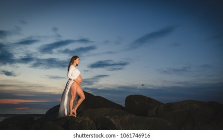 Beach Sunrise Maternity Photoshoot