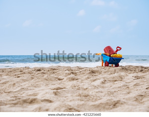 travel beach toys