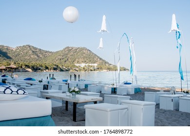 Beachfront Wedding Party Decoration With Blue Sky