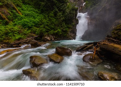 Bear Creek Falls, Canada