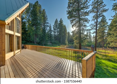 Beautifufl Large Cedar Home With Pond And Pine Trees.