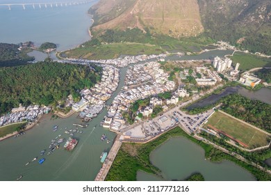 Beautiful Aerial View Of The Tai O, Old Fishing Village In Lantau Island, Hong Kong. Daytime In Autumn.