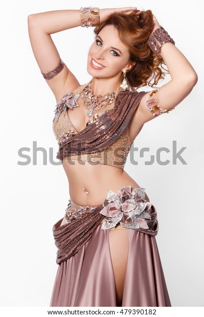 Sexy Hot Oriental Belly Dance Video