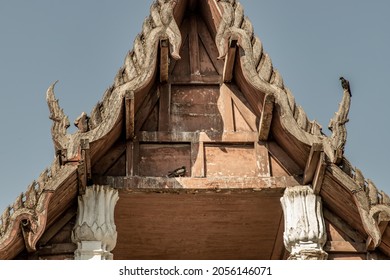 Beautiful architecture of Old wooden roof at chapel at chong Nonsi buddhist temple (Wat Chongnonsi) in rama3 road.