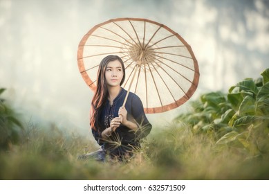 Beautiful Asian Girl Laos Traditional Costume Stock Photo 632571509 ...