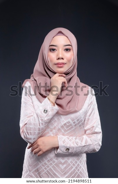 Beautiful Asian Malay Lady Hijab Isolated Stock Photo 2194898511 ...