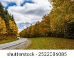 Beautiful autumn scenery along Newfound Gap Road at Great Smoky Mountains National Park. 