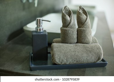 Beautiful Bathroom Accessories 
