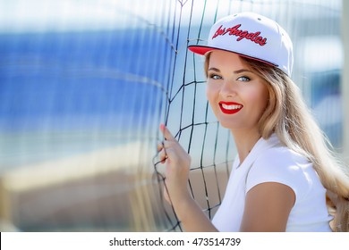 blonde baseball cap