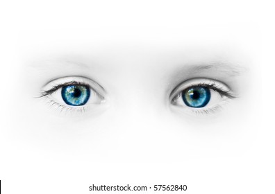 beautiful blue eyes of the little girl