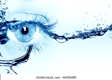 Beautiful blue eyes. water splash