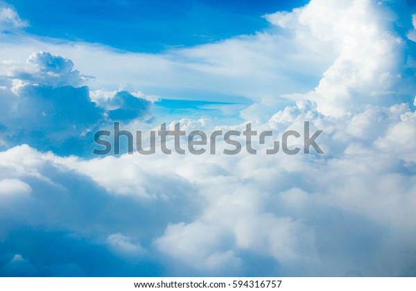 美丽的蓝天与云背景 天空云 天空与云天气天气自然云蓝色库存照片 立即编辑