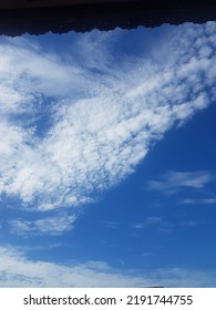 The Beautiful Blue Sky White Smock 